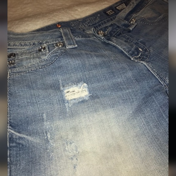 Miss Me Distressed Jean Shorts | Size 28 |  Bling - Picture 6 of 8